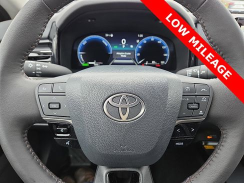 Used 2026 Toyota Camry XLE image 24