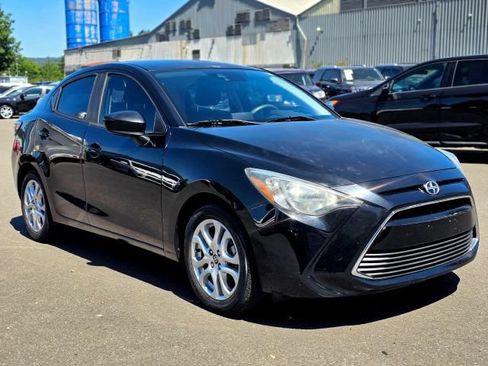 Used 2016 Scion iA FWD image 1
