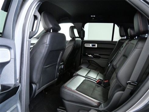 Certified 2023 Ford Explorer ST-Line image 14
