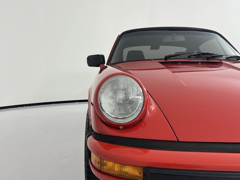Used 1988 Porsche 911 Carrera image 11