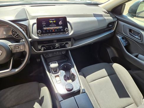 Used 2024 Nissan Rogue S AWD/4WD image 15