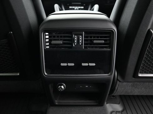 Certified 2025 Porsche Cayenne Turbo GT AWD/4WD image 8