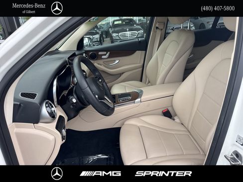 Used 2022 Mercedes-Benz GLC 300 image 8