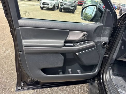 Used 2025 Ford Expedition Active RWD image 14