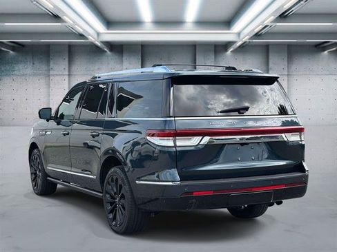 Certified 2022 Lincoln Navigator L Reserve AWD/4WD image 29