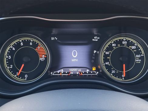 Used 2021 Jeep Cherokee Latitude Lux w/ Comfort/Convenience Group image 15