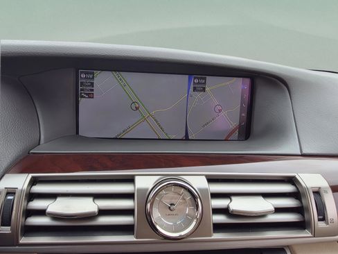 Used 2017 Lexus LS 460 460 image 18