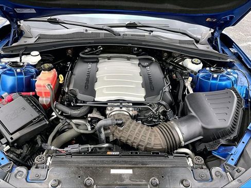 Used 2018 Chevrolet Camaro SS RWD image 10