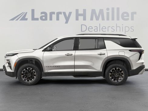 New 2026 Chevrolet Traverse Z71 image 3