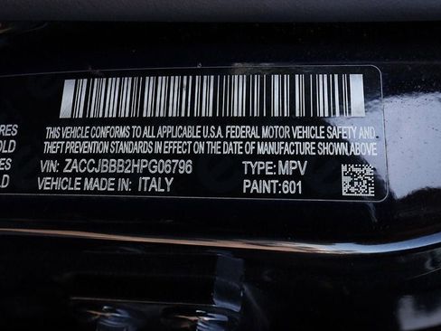 Used 2017 Jeep Renegade Latitude image 33