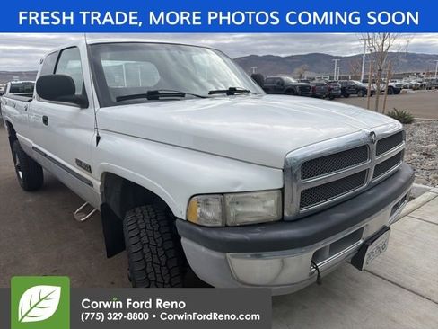 Used 2001 Dodge Ram 2500 Truck SLT image 1