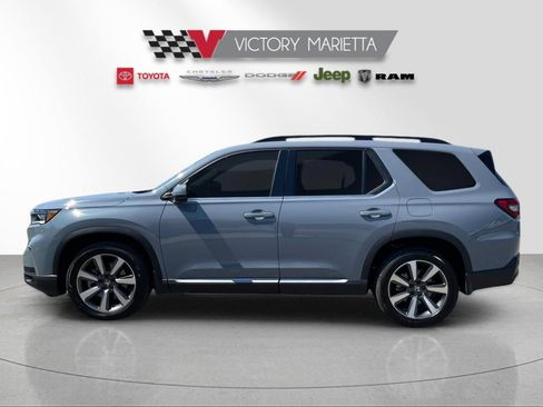 Used 2025 Honda Pilot Elite image 2
