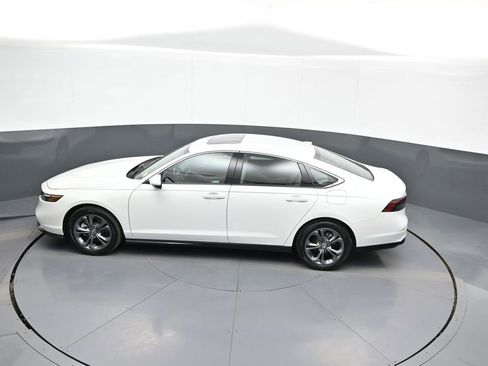 Certified 2024 Honda Accord EX-L image 40