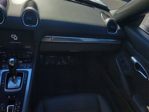 Certified 2023 Porsche 718 Boxster image 22