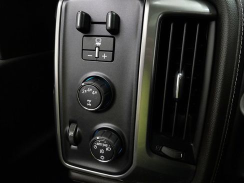 Used 2019 Chevrolet Silverado 2500 LTZ w/ Duramax Plus Package AWD/4WD image 27