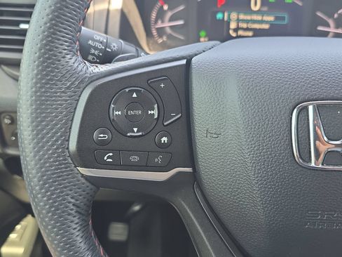 Used 2024 Honda Passport TrailSport image 14