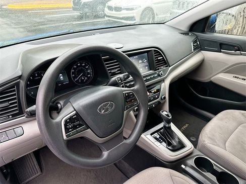 Used 2018 Hyundai Elantra SEL image 10
