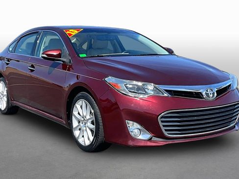 Used 2013 Toyota Avalon XLE Touring image 10