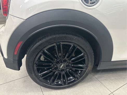 Certified 2024 MINI Cooper S image 9