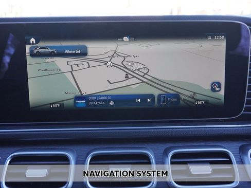 Used 2025 Mercedes-Benz GLE 450e GLE 450e image 3