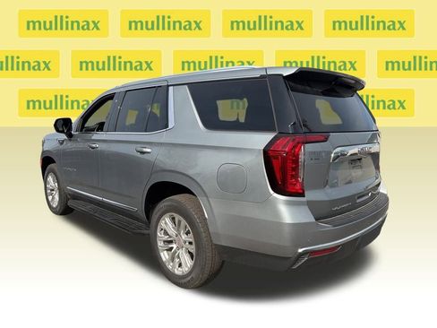 Used 2023 GMC Yukon SLT image 8