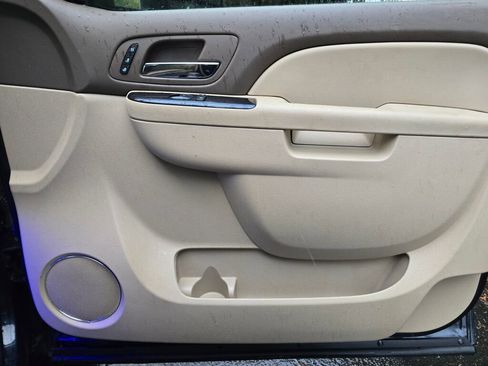 Used 2013 Chevrolet Silverado 1500 LTZ w/ Max Trailering Pack image 21