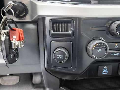 New 2026 Ford F450 XL w/ XL Chrome Package RWD image 17