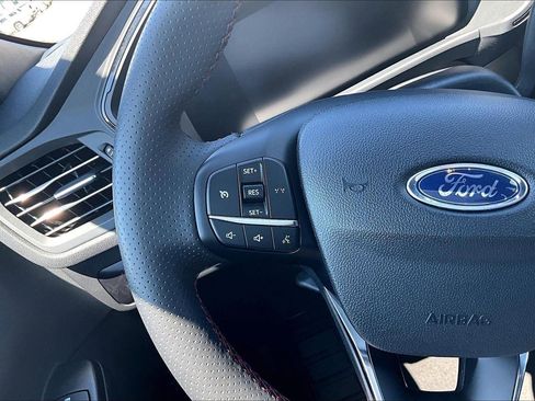 Used 2025 Ford Escape ST-Line AWD/4WD image 19