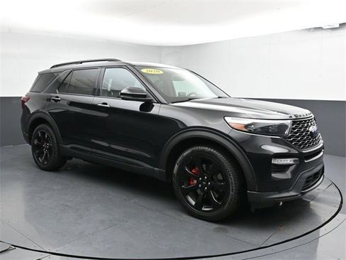 Used 2020 Ford Explorer ST w/ ST Street Pack image 3