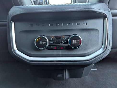 New 2025 Ford Expedition Platinum w/ Driver's Package image 37