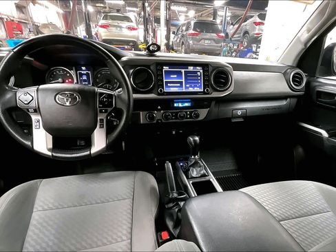 Certified 2022 Toyota Tacoma SR5 image 13