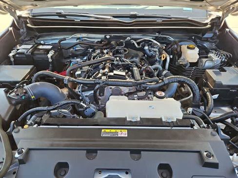 Certified 2024 Toyota Tacoma TRD Off-Road AWD/4WD image 12