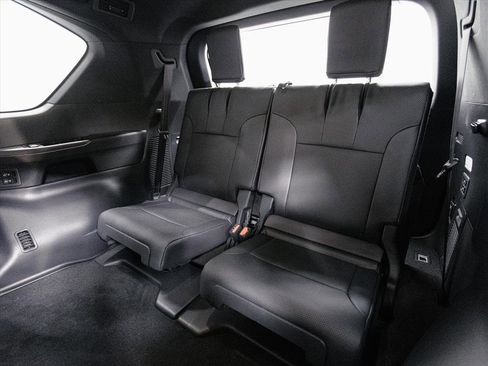 New 2026 Lexus LX 600 4WD w/ Premium Package image 8