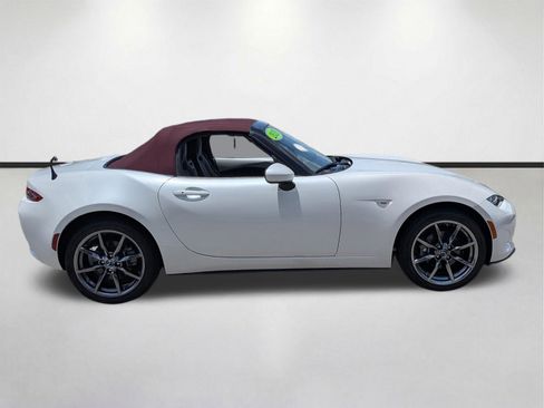 Used 2018 MAZDA MX-5 Miata Grand Touring RWD image 3