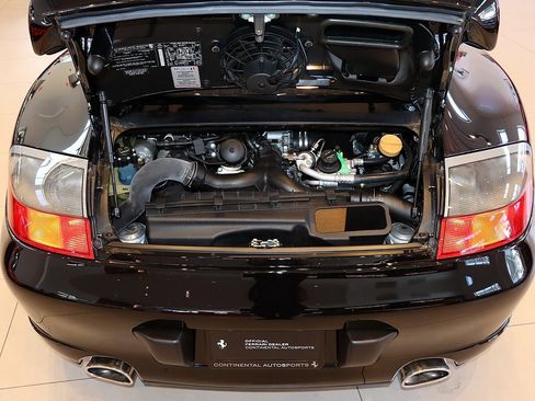 Used 2001 Porsche 911 Turbo image 64