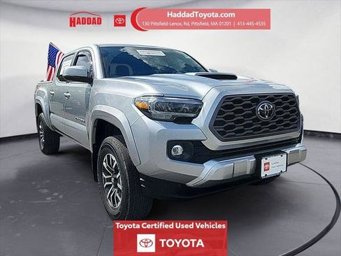 Certified 2023 Toyota Tacoma TRD Sport w/ Technology Package AWD/4WD image 8