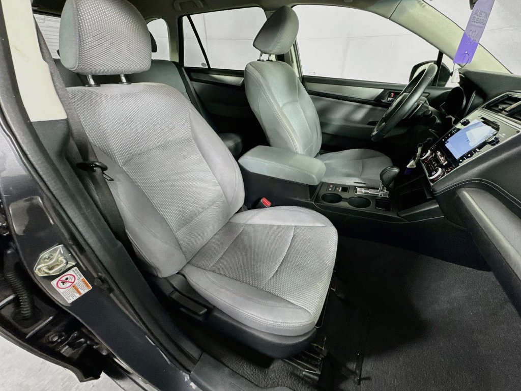 Used 2019 Subaru Outback 2.5i Premium AWD/4WD image 35