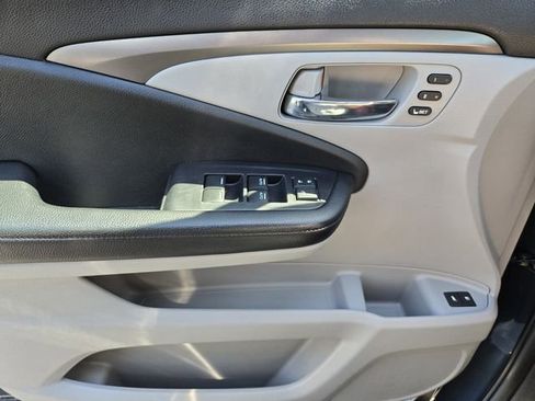 Used 2019 Honda Pilot EX-L image 32
