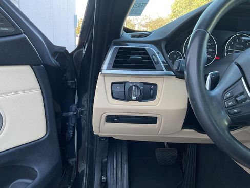 Used 2018 BMW 440i Convertible image 27