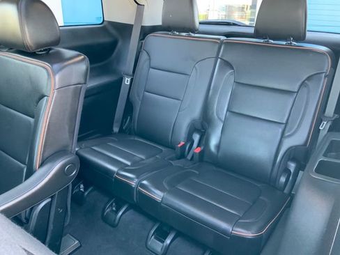 Used 2023 GMC Acadia AT4 w/ Technology Package AWD/4WD image 20