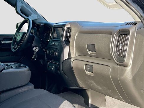 Used 2021 Chevrolet Silverado 1500 Custom Trail Boss AWD/4WD image 27