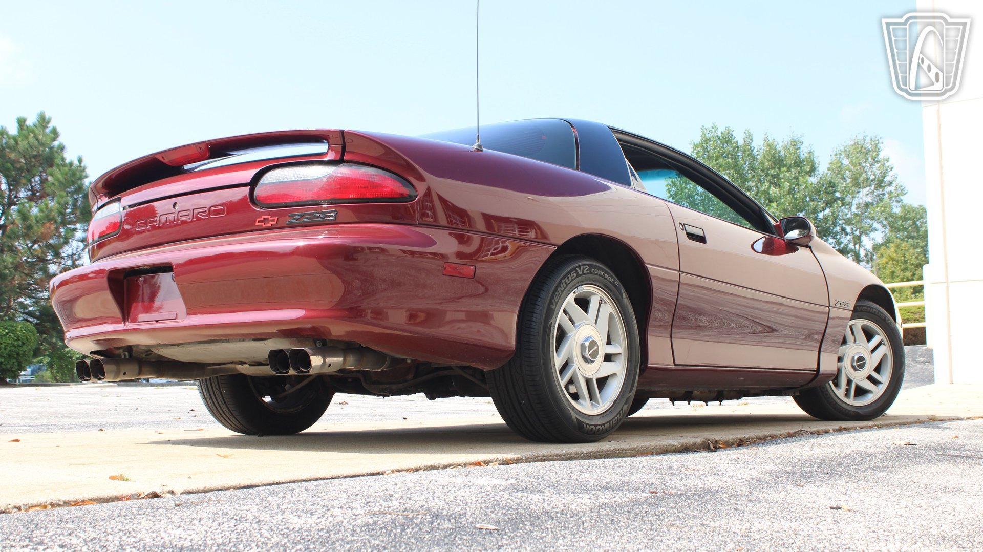 Used 1995 Chevrolet Camaro Z28 RWD image 30