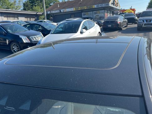 Used 2017 BMW 740i xDrive image 11