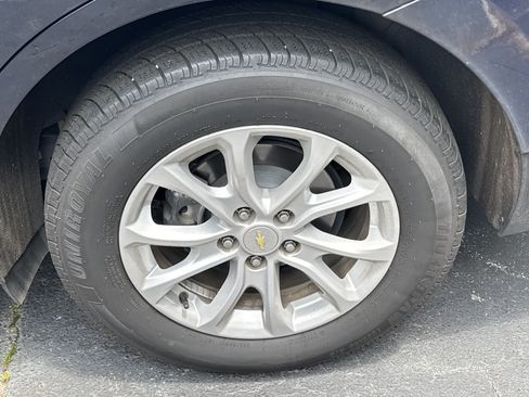 Used 2021 Chevrolet Equinox LS FWD image 11