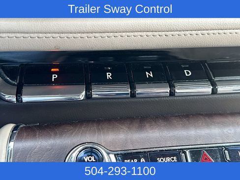 Used 2022 Lincoln Aviator Reserve w/ Elements Package Plus RWD image 18