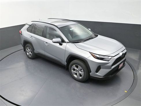 New 2025 Toyota RAV4 XLE image 19