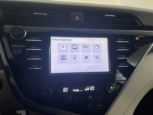 Used 2018 Toyota Camry LE image 71