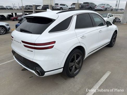 Used 2022 Genesis GV70 3.5T Sport w/ Sport Prestige Package image 3