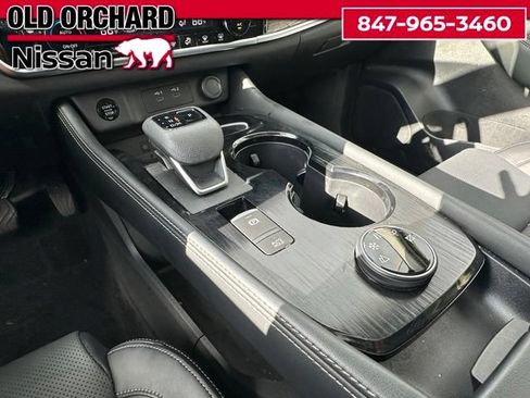 Used 2026 Nissan Rogue Platinum w/ Platinum Premium Package AWD/4WD image 17