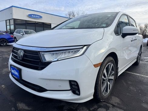 Used 2023 Honda Odyssey Touring image 6